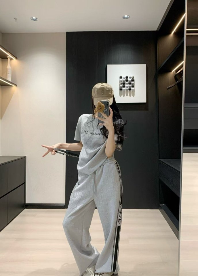 10048.jpg