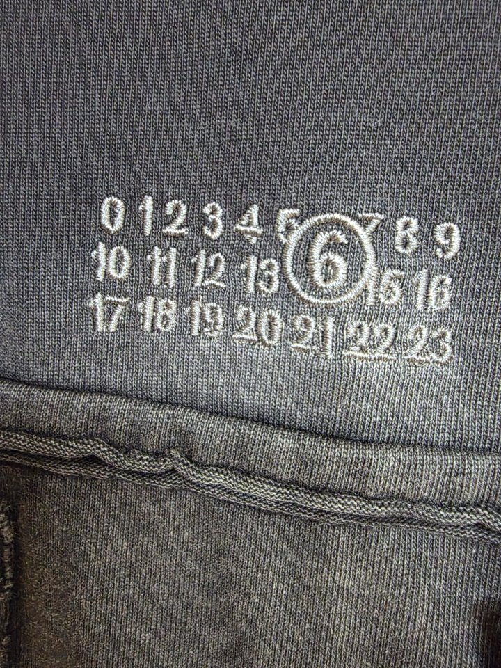 10077.jpg