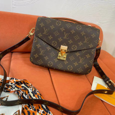 (실사영상) Louis Vuitton 루이비통 모노그램 포쉐트 메티스 M40780