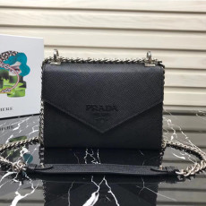 PRADA 프라다 모노크롬 사피아노 레더백 1BD127-1