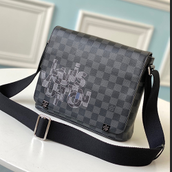 Louis Vuitton 루이비통 디스트릭트 PM N40272 2020/신상