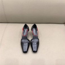  PRADA 프라다 여성용 샌들 (굽높이7CM) P30020