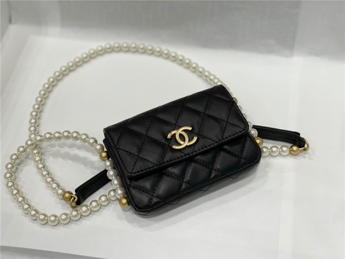 CHANEL 샤넬 진주 스트랩 미니 플랩 카드 홀더백 A81085