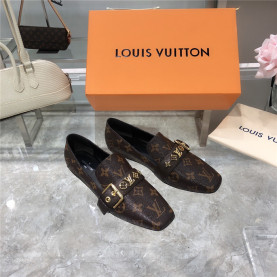  LOUIS VUITTON  루이비통 여성용 단화 L62101