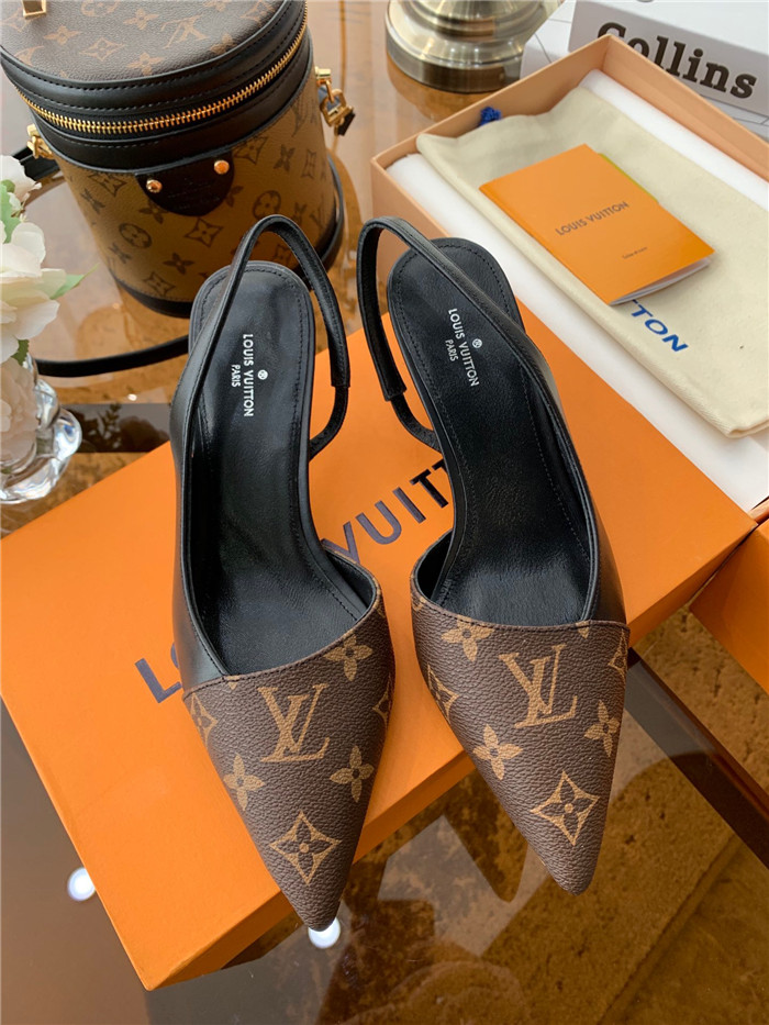 LOUIS VUITTON 루이비통 여성용 샌들 (힐높이5.5CM) L68022