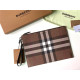 ★(판매완료)★ Burberry 버버리 남여공용 클러치 34x24cm 국내배송바로가능