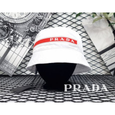 PRADA 프라다 레드라인 로고 테크니컬 패브릭 버킷 모자