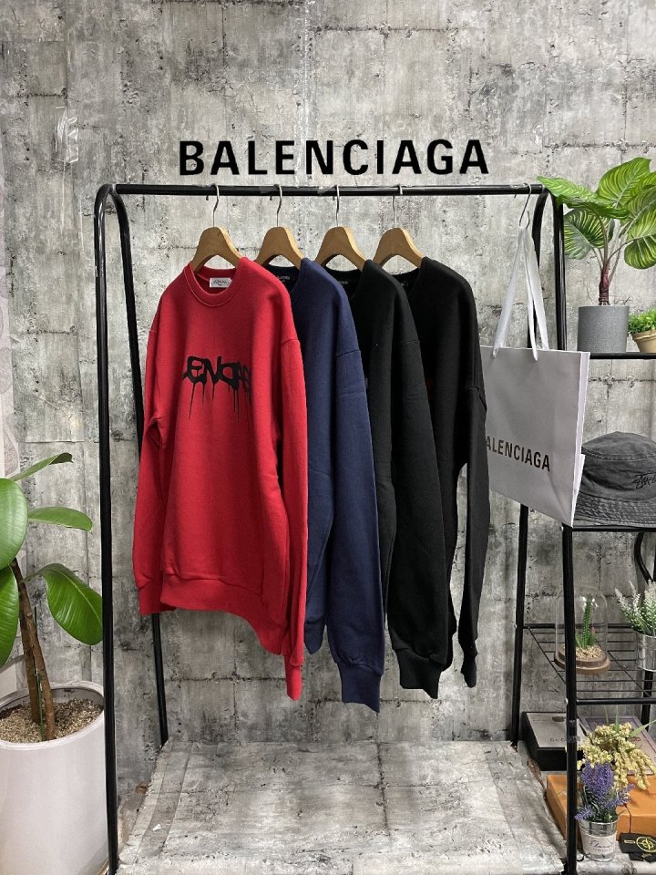 BALENCIAGA 발렌시아가 로고2 맨투맨