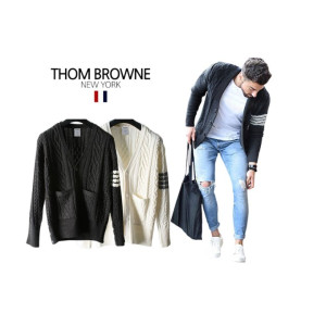 Thom Browne 톰브라운 F/W 프리미엄 사선 꽈배기 가디건 (수입국내배송)