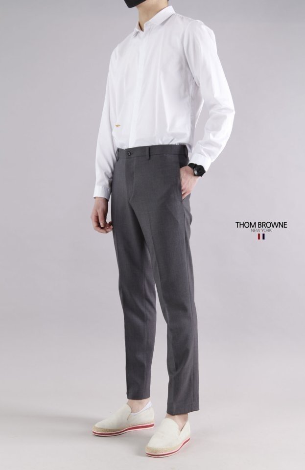 Thom Browne 톰브라운 사방스판슬렉스