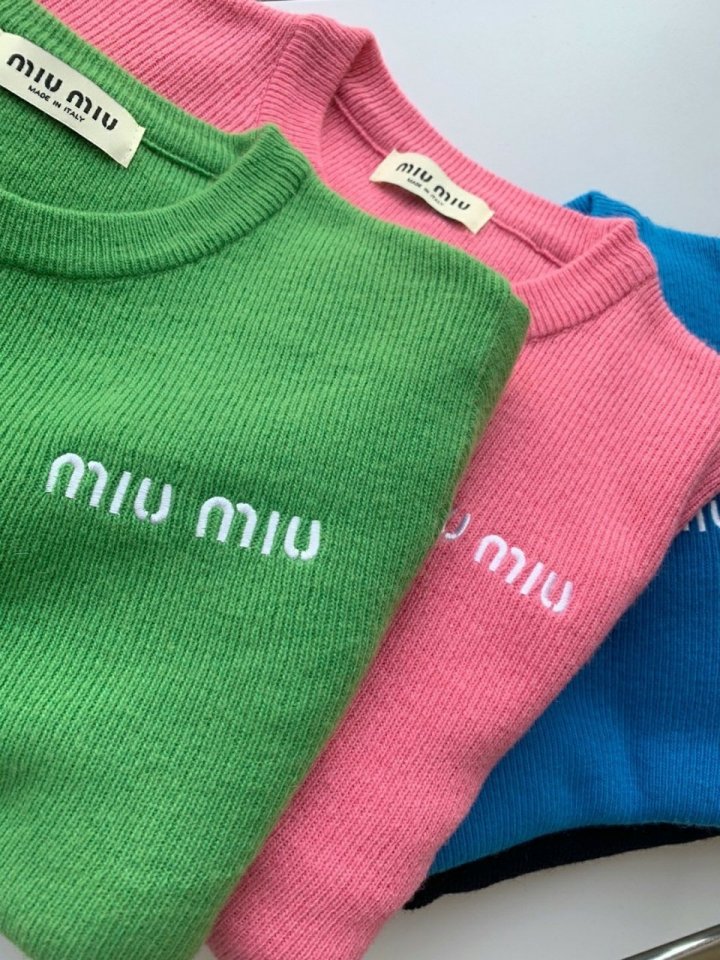 Miumiu 미우미우 mm 니트