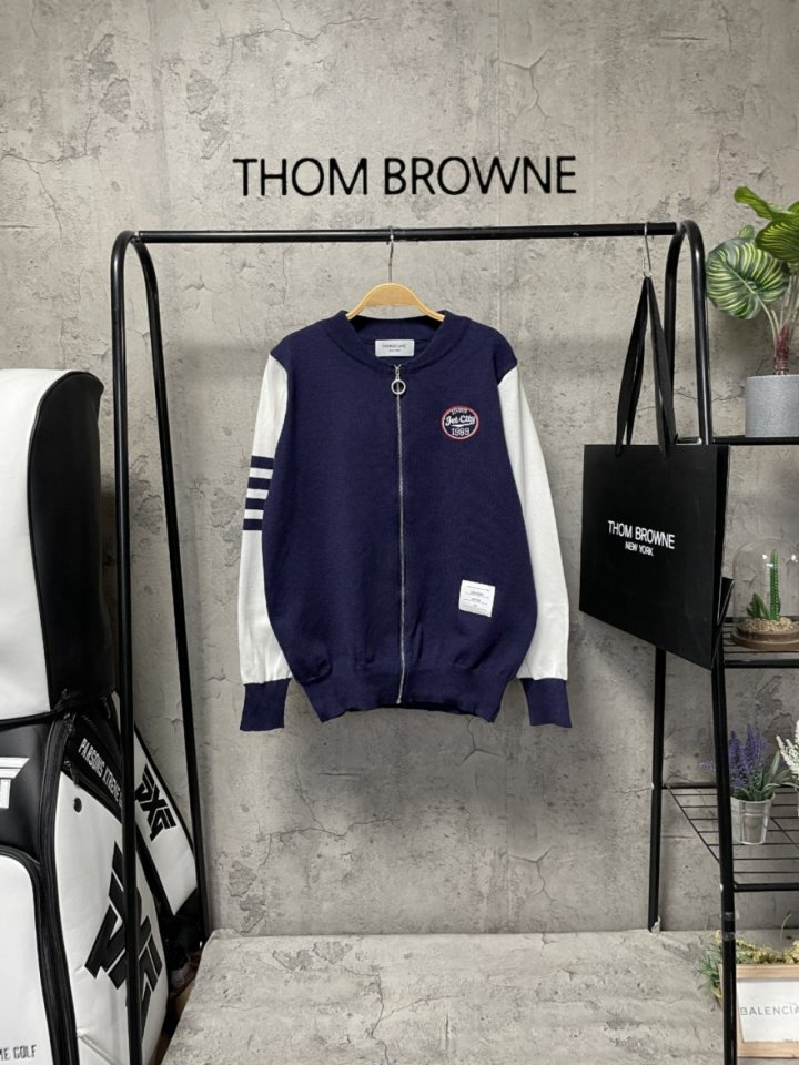 Thom Browne 톰브라운 4선집업니트