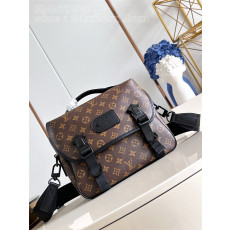 LOUIS VUITTON 루이비통 트레일 메신저백 M46972