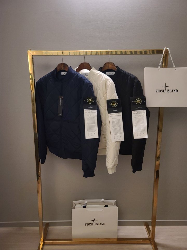 Stone Island 스톤아일랜드 다이아 퀄팅 패딩점퍼