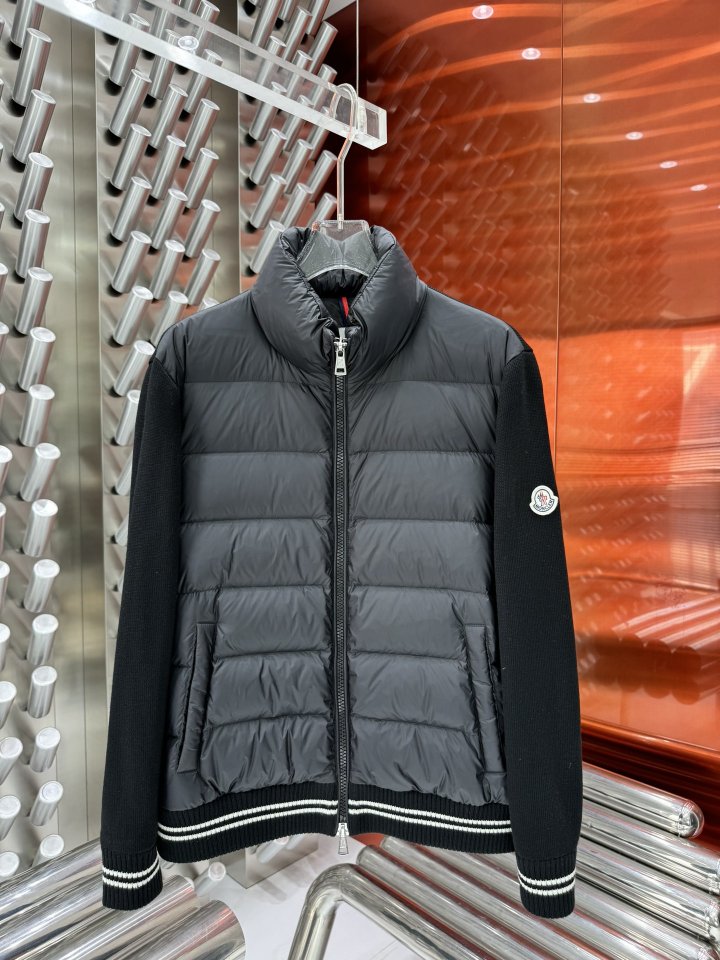 MONCLER 몽클레어 새드로고 덕다운 패딩 84