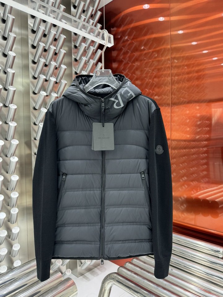 MONCLER 몽클레어 새드로고 덕다운 패딩 85