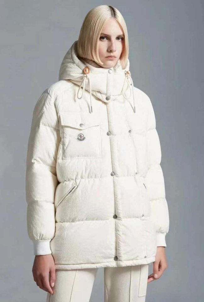 MONCLER 몽클레어 카라코룸 쇼트 다운 재킷 패딩 (하이퀄리티)