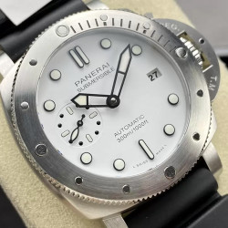 PANERAI 파네라이 섭머저블 비앙코 흰판 42mm PAM02223