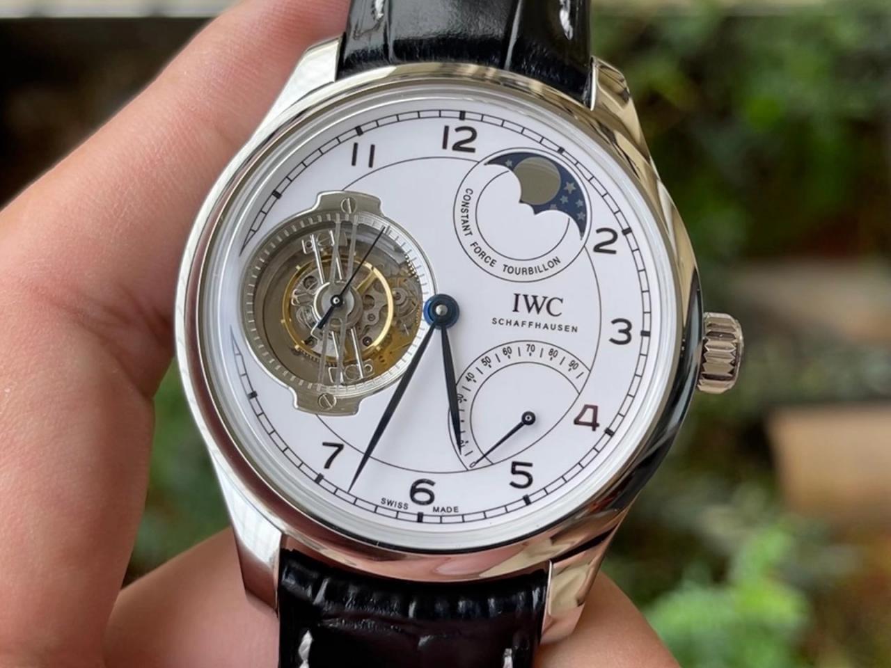 IWC 아이더블유씨  포르투기저 뚜르비옹 150주년 한정판 화이트다이얼