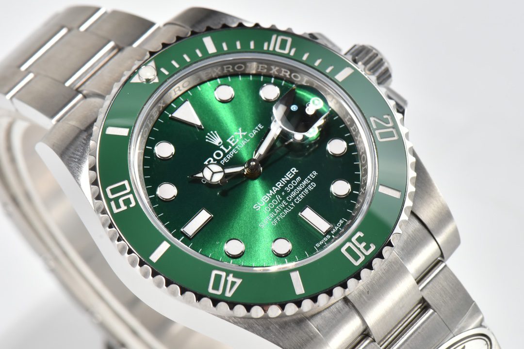 ROLEX 로렉스 서브마리너 헐크 40mm V4버전 116610