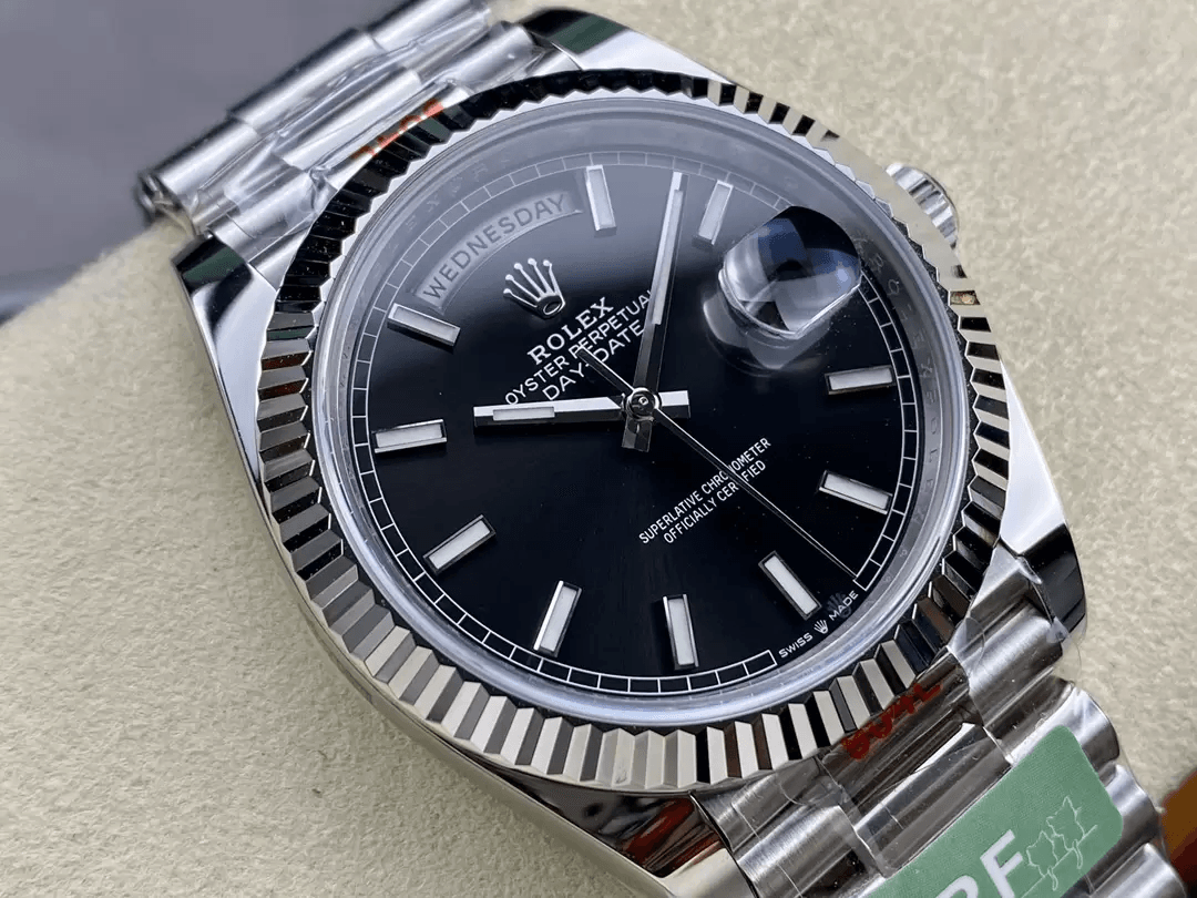 ROLEX 로렉스 데이데이트 검판 인덱스 다이얼 화이트 골드 40mm