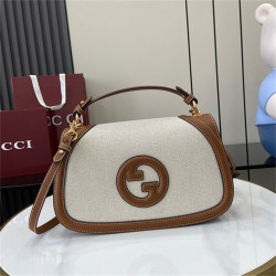 GUCCI 구찌 블론디 미디엄 핸들백 ‎815716 2024/신상 2color