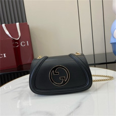 GUCCI 구찌 블론디 미니 숄더백 815711 2024/신상 2COLOR