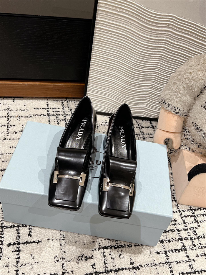 PRADA 프라다 여성용 구두 (굽높이4.5CM) P65353-1 2024/신상 2COLOR