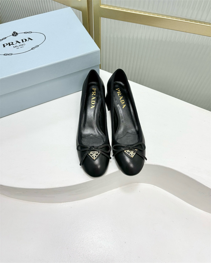 PRADA 프라다 여성용 구두 (굽높이5.5CM) P74452-2 2024/신상 2COLOR