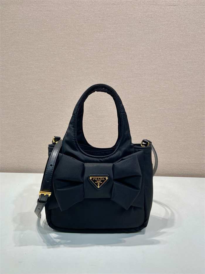 38위 PRADA 프라다 소프트 리나일론 미니백 1BA359 2024/신상