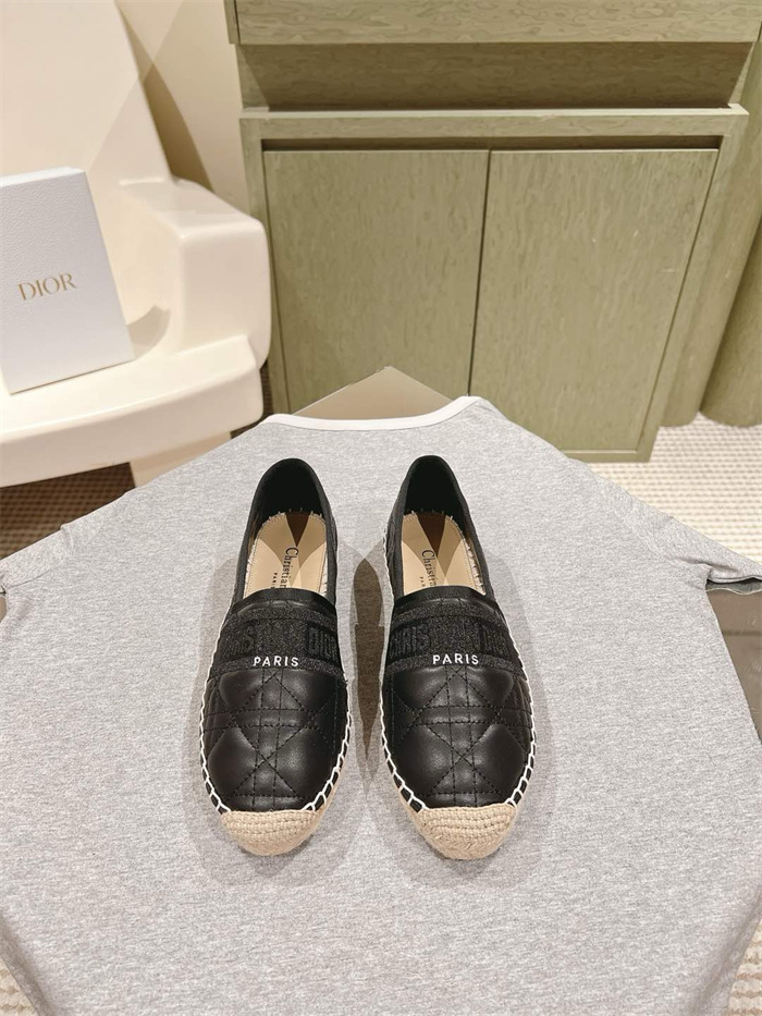 DIOR 디올 여성용 슬립온 D37990-2 2024/신상 2COLOR