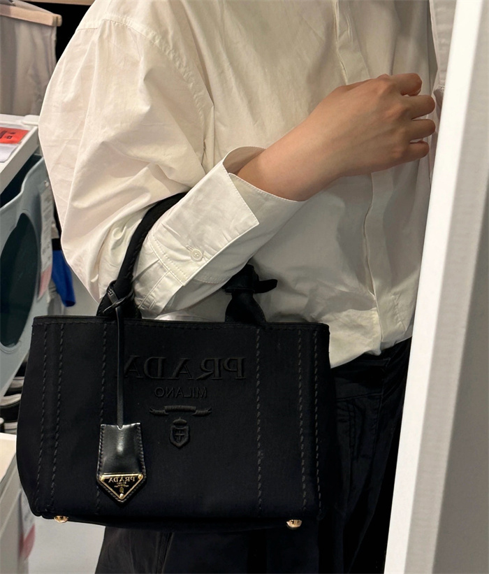 PRADA 프라다 토트백 1BG464