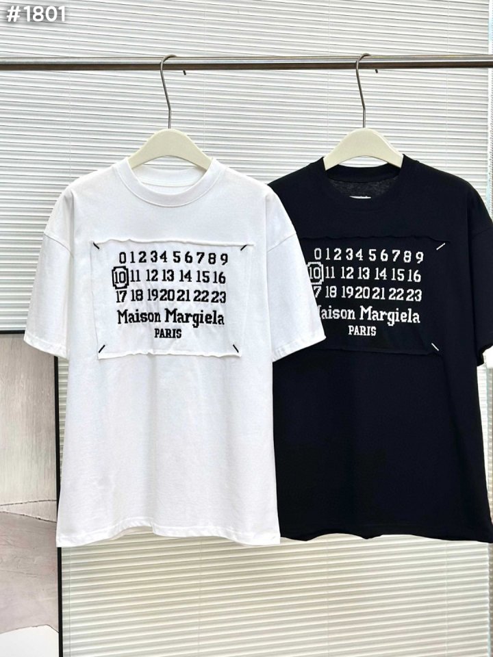 MAISON MARGIELA 메종마르지엘라 넘버링 로고 자수 티셔츠
