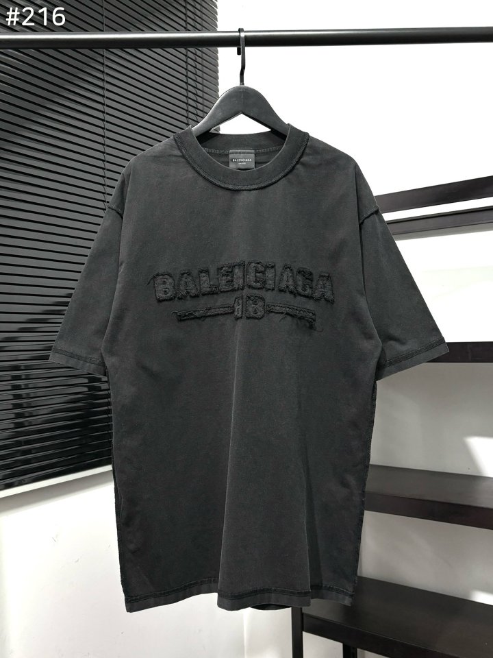 BALENCIAGA 발렌시아가 아플리케 자수 워싱 티셔츠