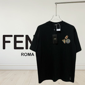 FENDI 펜디 1925 자수 패치 티셔츠 2COLOR