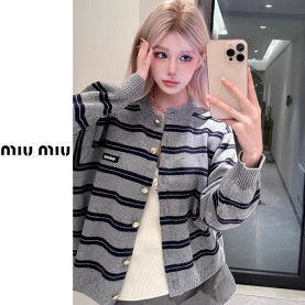 MIUMIU 미우미우 그레이 스트라이프 가디건