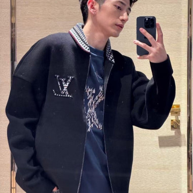 LOUIS VUITTON 루이비통 자수로고 숄 니트 집업