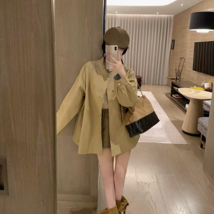 MIUMIU 미우미우 블루체크 트렌치코트