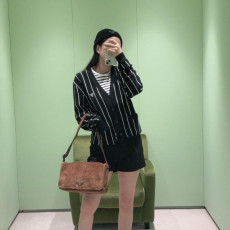 PRADA 프라다 스트라이프 가디건