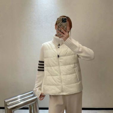 THOM BROWNE 톰브라운 라펠 니트 다운자켓