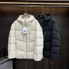 BURBERRY 버버리 시그니처 자수 지퍼 다운 패딩