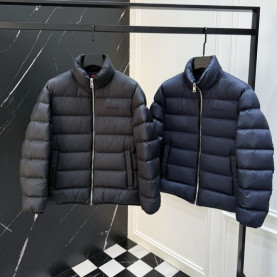 GUCCI 구찌 로고 다운 패딩