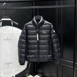 MONCLER 몽클레어 로고 다운 패딩 자켓