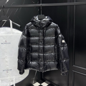 MONCLER 몽클레어 마야 다운 패딩