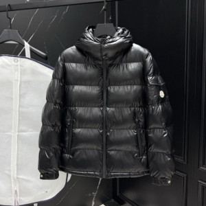 MONCLER 몽클레어 마야 다운 패딩