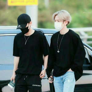 BALENCIAGA 발렌시아가 뉴BB 바이저로고 볼캡