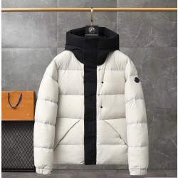 ●2월 판매 7위● MONCLER 몽클레어 마데이라 다운 패딩 3COLOR