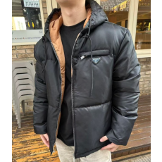 PRADA 프라다 리나일론 후드 다운 패딩