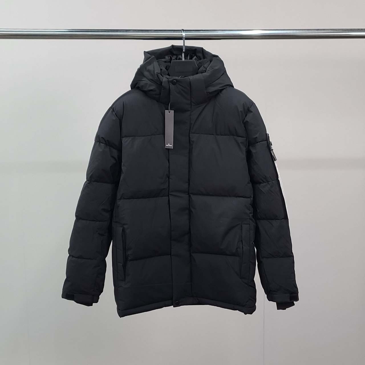 STONE ISLAND 스톤아일랜드 로고와펜 하프 패딩 자켓