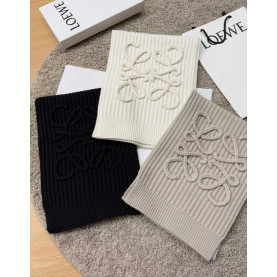 LOEWE 로에베 니트 머플러